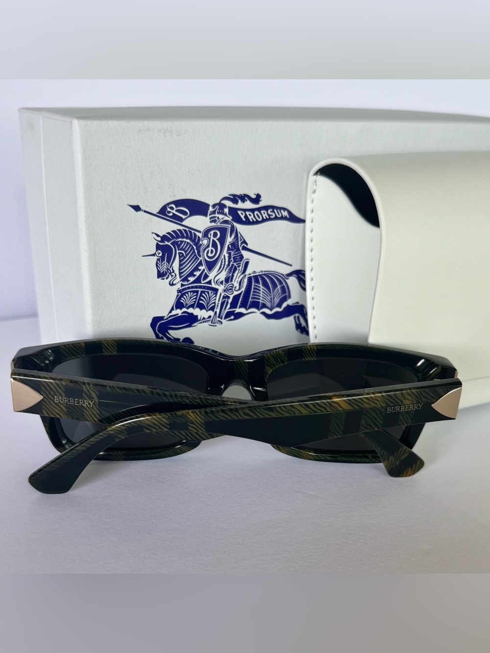 NWT Burberry BE4443F 4225/87 Check Green Rectangle Sunglasses Made in Italy - Picture 5 of 10